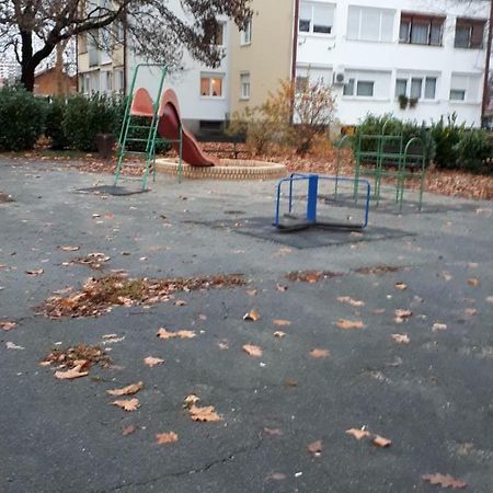 Studio Apartman Marija Zagreb Bagian luar foto